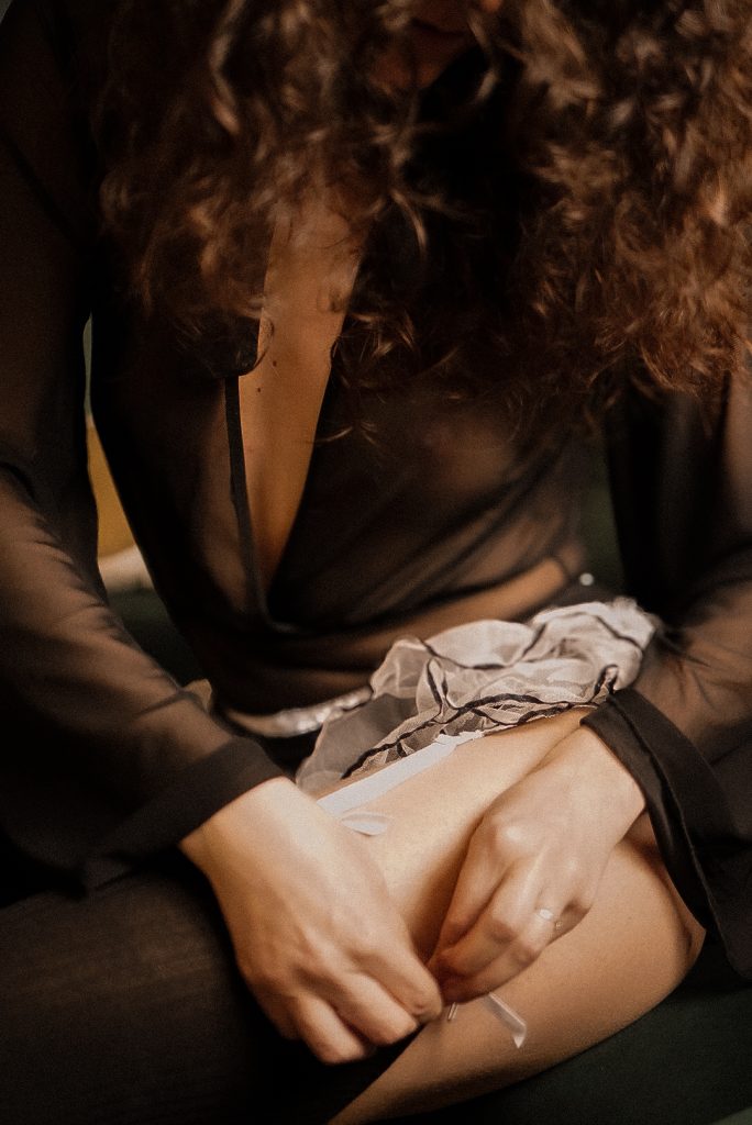 Portez confiance et ne rougissez pas avec des conseils de lingerie et de développement personnel.